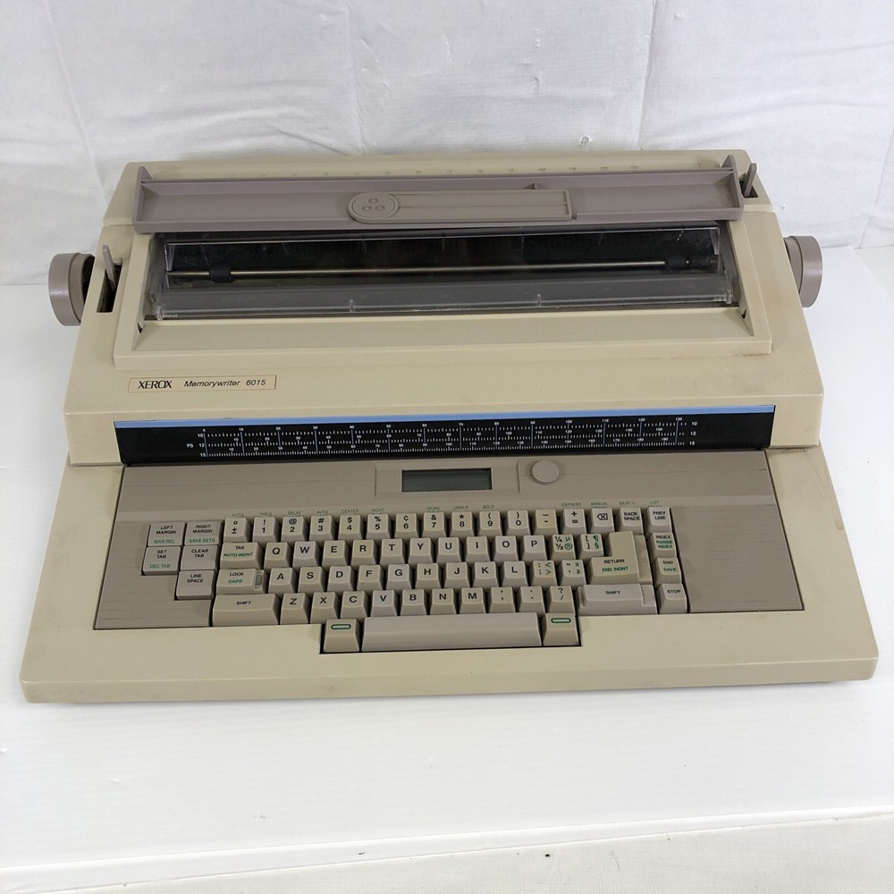 Xerox MemoryWriter 6015 Electric Typewriter - Powers on - READ Issues