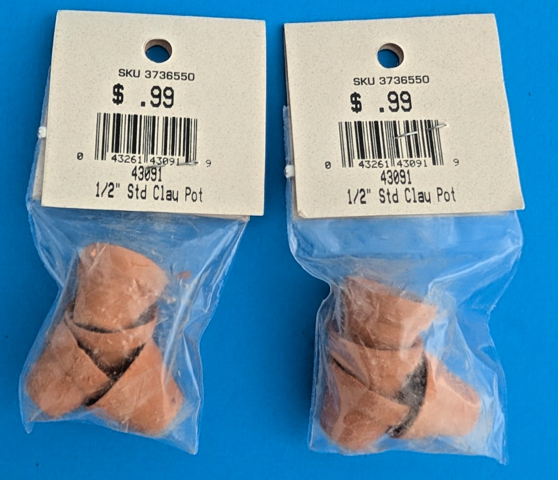 2 Packs of 4 Vintage Miniature Clay Terra Cotta Pots 1/2"; Dollhouse; USA; NOS