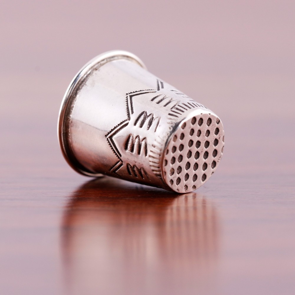 NATIVE AMERICAN STERLING SILVER THIMBLE TRADITIONAL STAMP WORK NO MONOGRAM