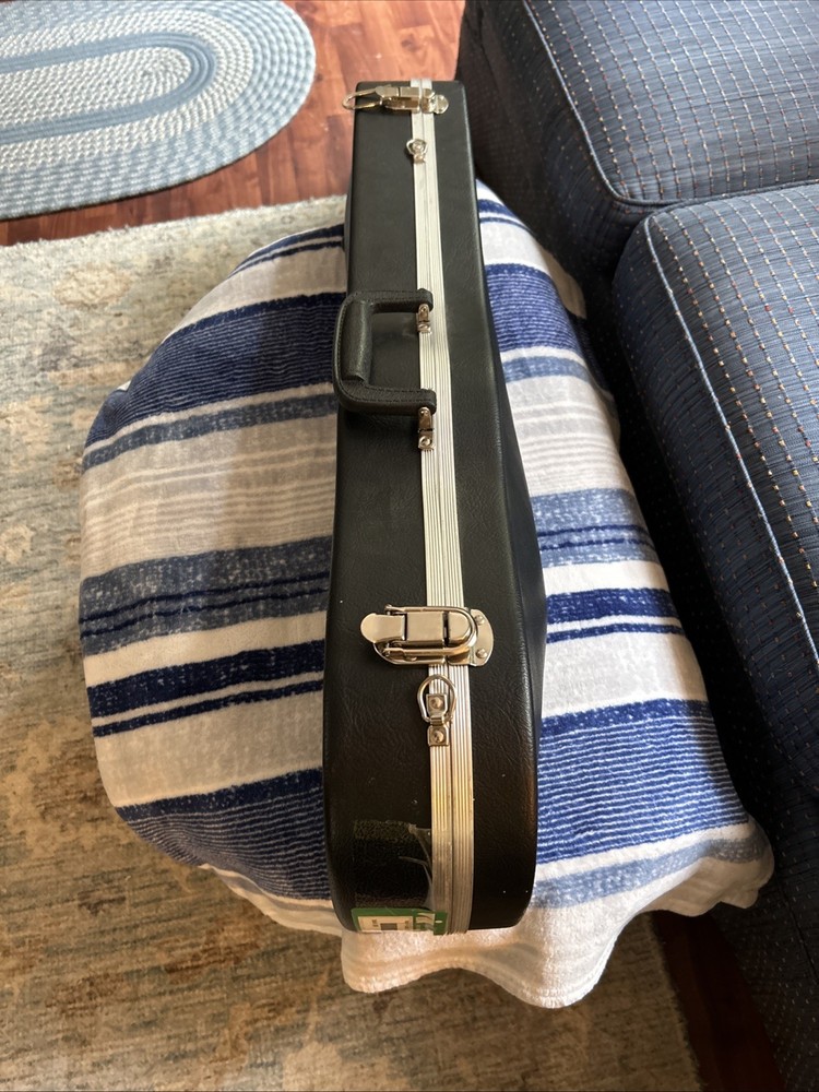 Cheryl & Roth R101E4 4/4 Student Model Violin