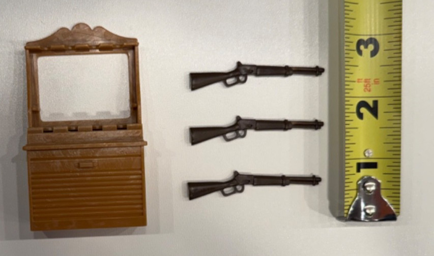 Plastic Gun Case Cabinet + 3 Plastic Rifle Toy Replacement Part