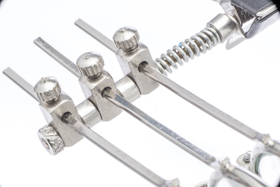 3.3X 5X 7.5X Triple Lens Clip-On Jewelry Eye Loupe Magnifying Glass Eyeglass Aid