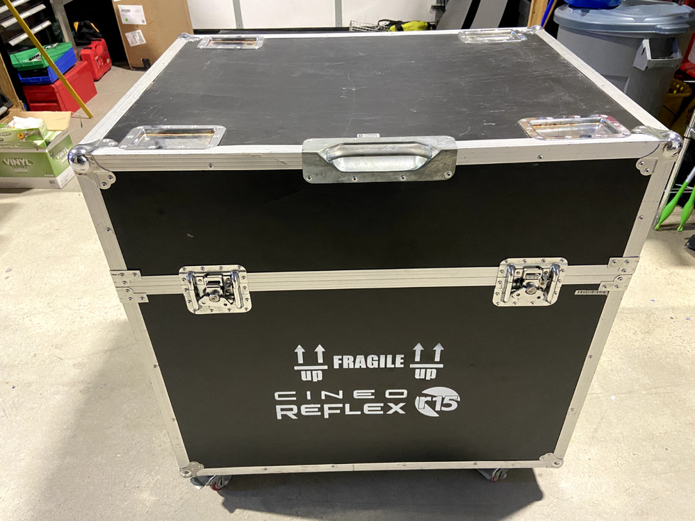Cineo Lighting Reflex R15 LED Light with Yoke and Case