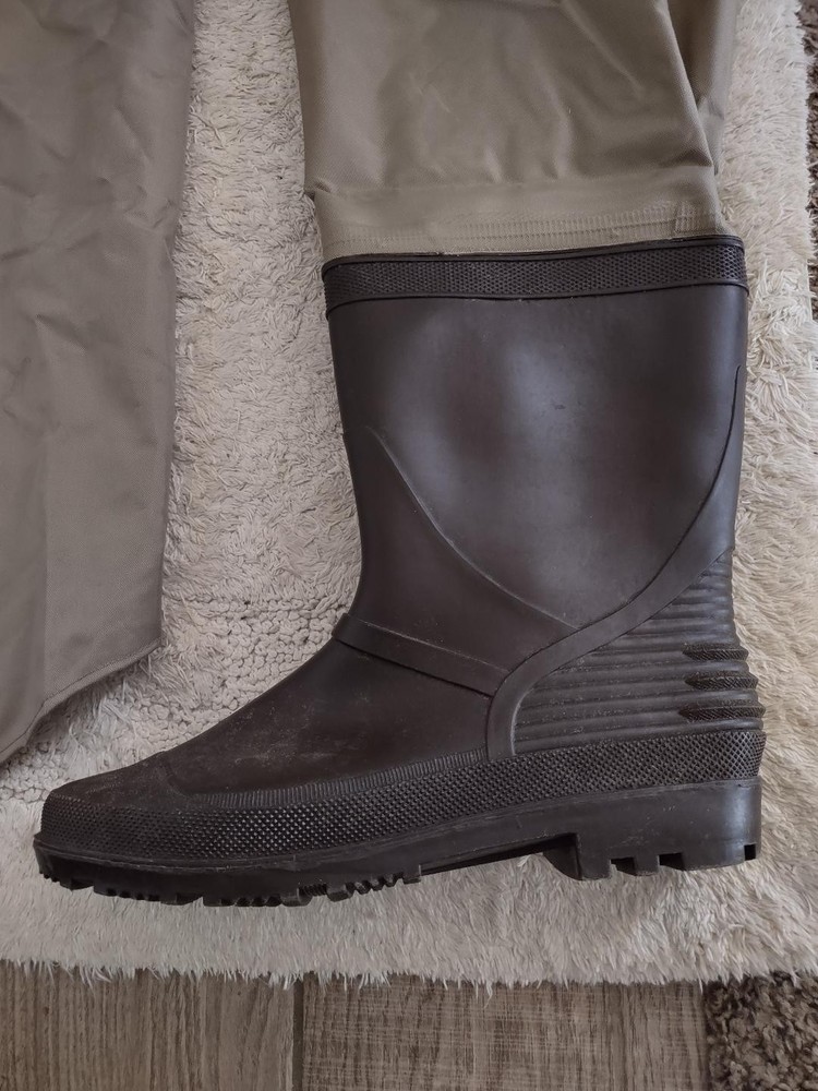 Herter's size 12 hip boots, rubber sole. excelent condition