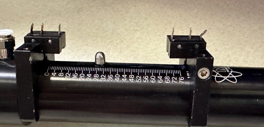 AS IS UNTESTED MDC PNEUMATIC LINEAR MOTION FEEDTHROUGH ABLM-133-1.W/MPI.MICRION