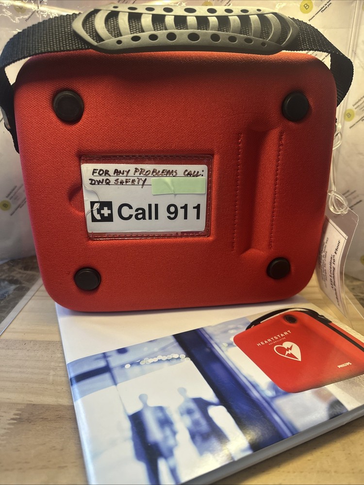 Philips Heartstart HS1 Onsite AED - New Open Box - Needs Battery Replacement