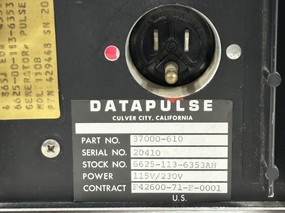 Vintage 1980's Datapulse Model 110B Pulse Generator ~ Power Tested Only