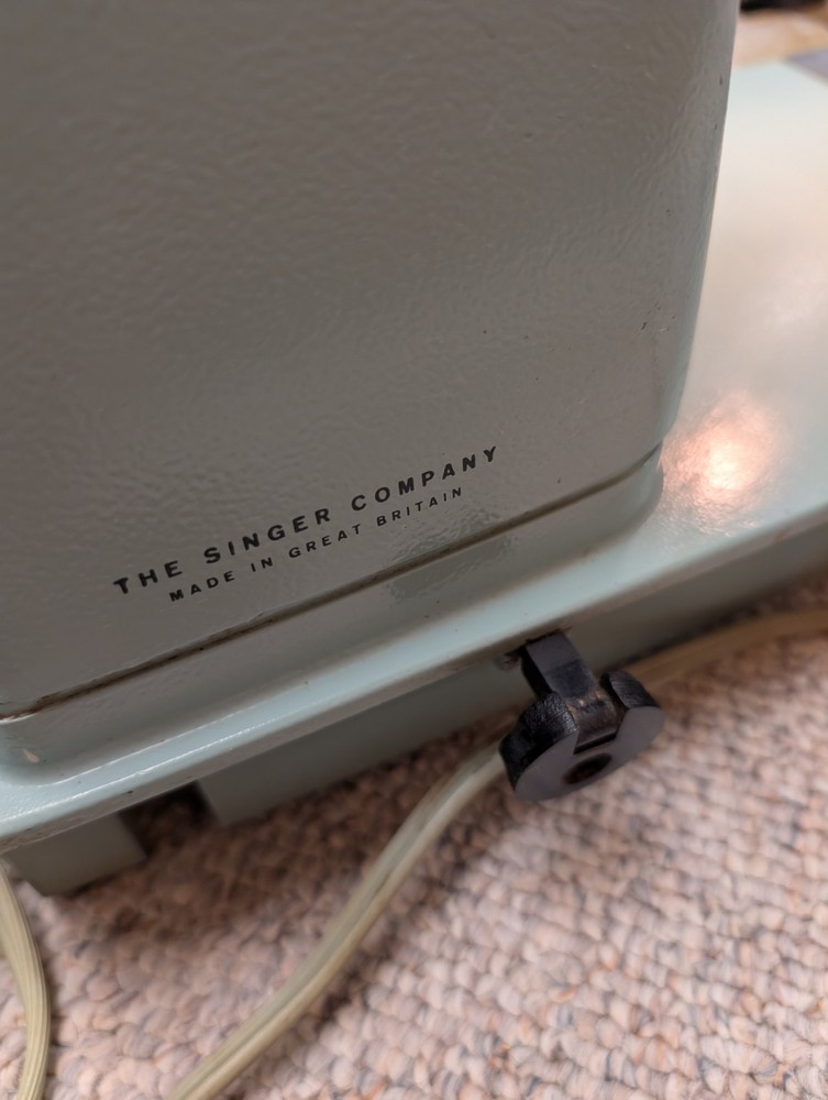 SINGER 338 Sewing Machine Blue With Attachments. Working