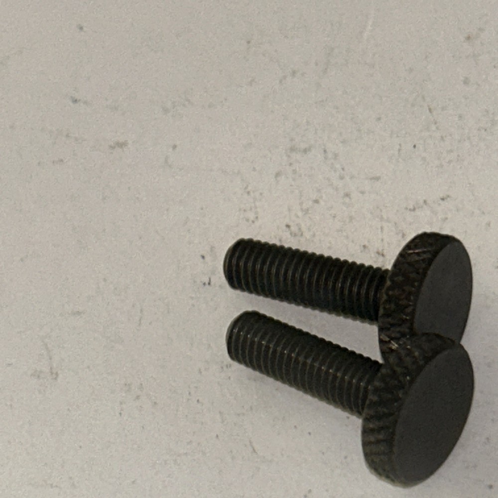 980276 Miss Knob