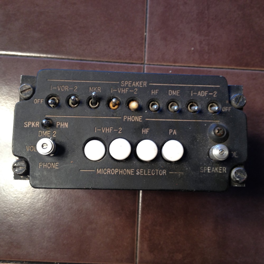 Audio Panel 2-12-0002