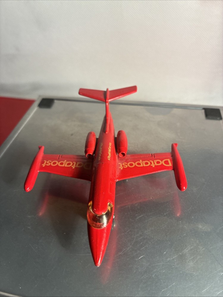 MATCHBOX Intl. Macau SB1 1973 DATAPOST Red LEARJET.