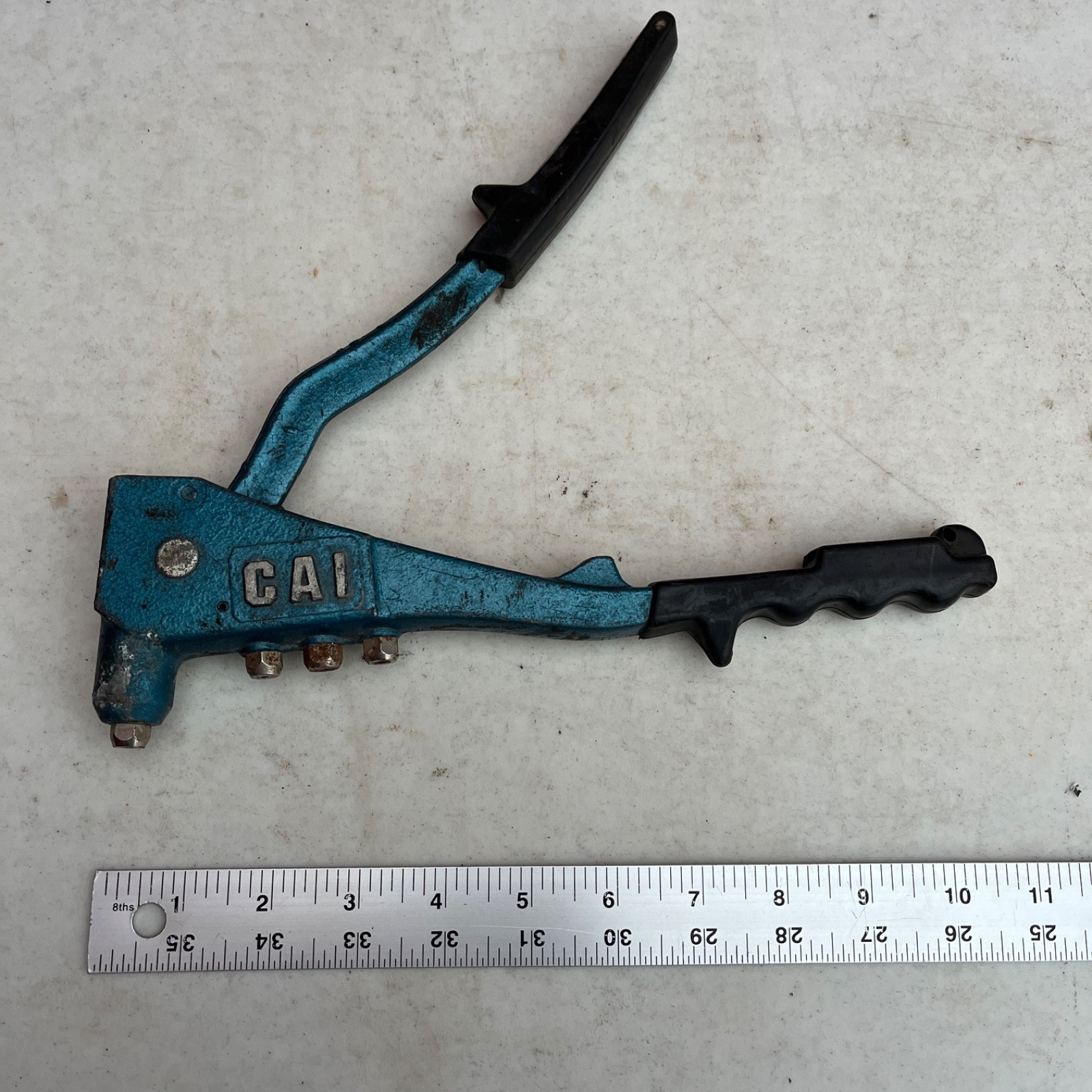 CAI Heavy Duty Aluminum Rivet Gun / Hand Riveter w/4 Nozzles & Nozzle Spanner