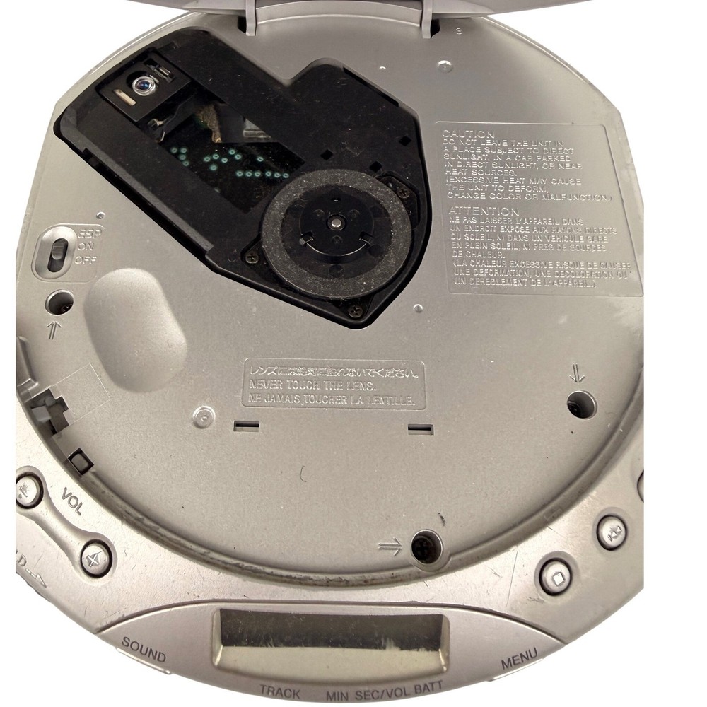 Doesn't WORK Sony Walkman D-E226CK Portable CD Player Silver ESPMAX Vintage
