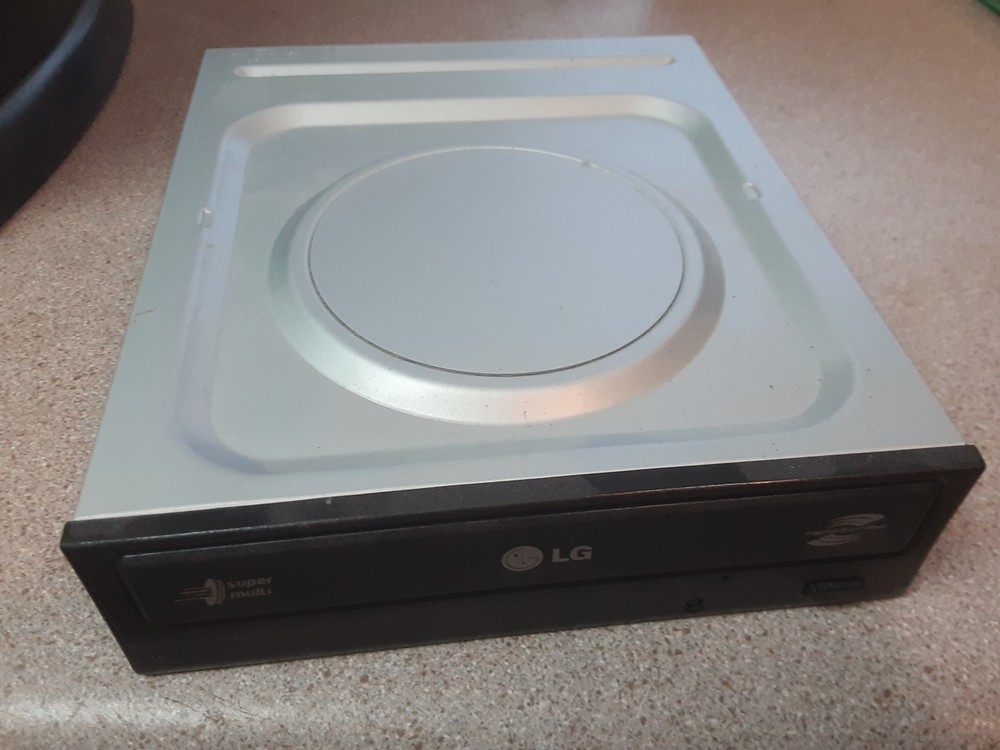 LG GH22NP20 IDE Super Multi DVD Rewriter