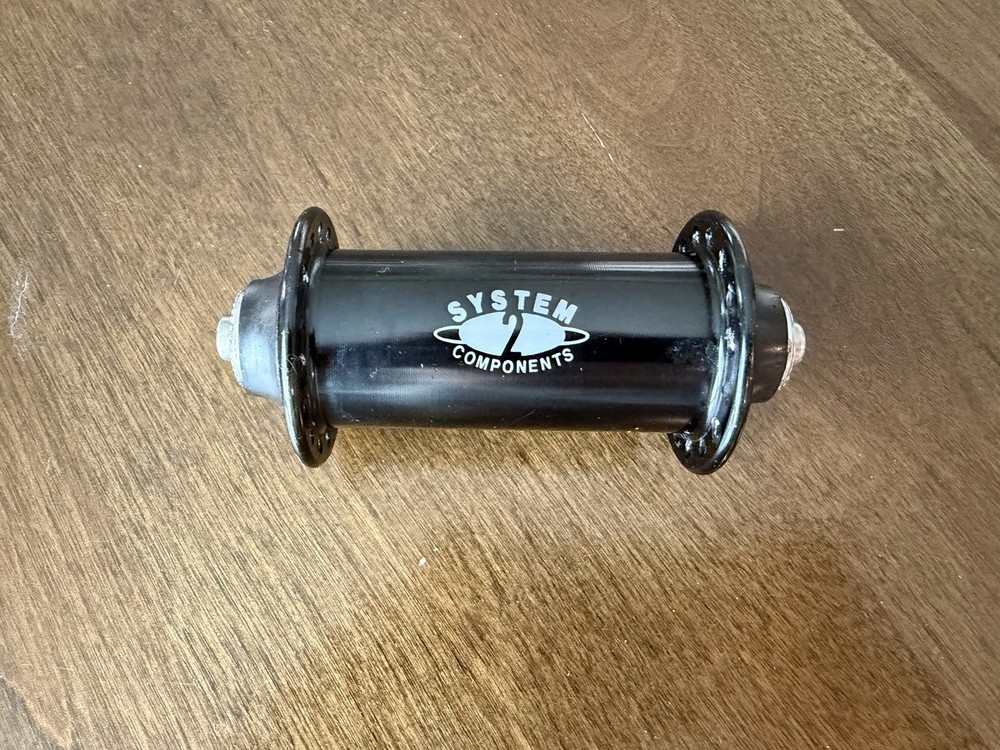 Vintage Black System 2 Components Front Hub - 32H - Used