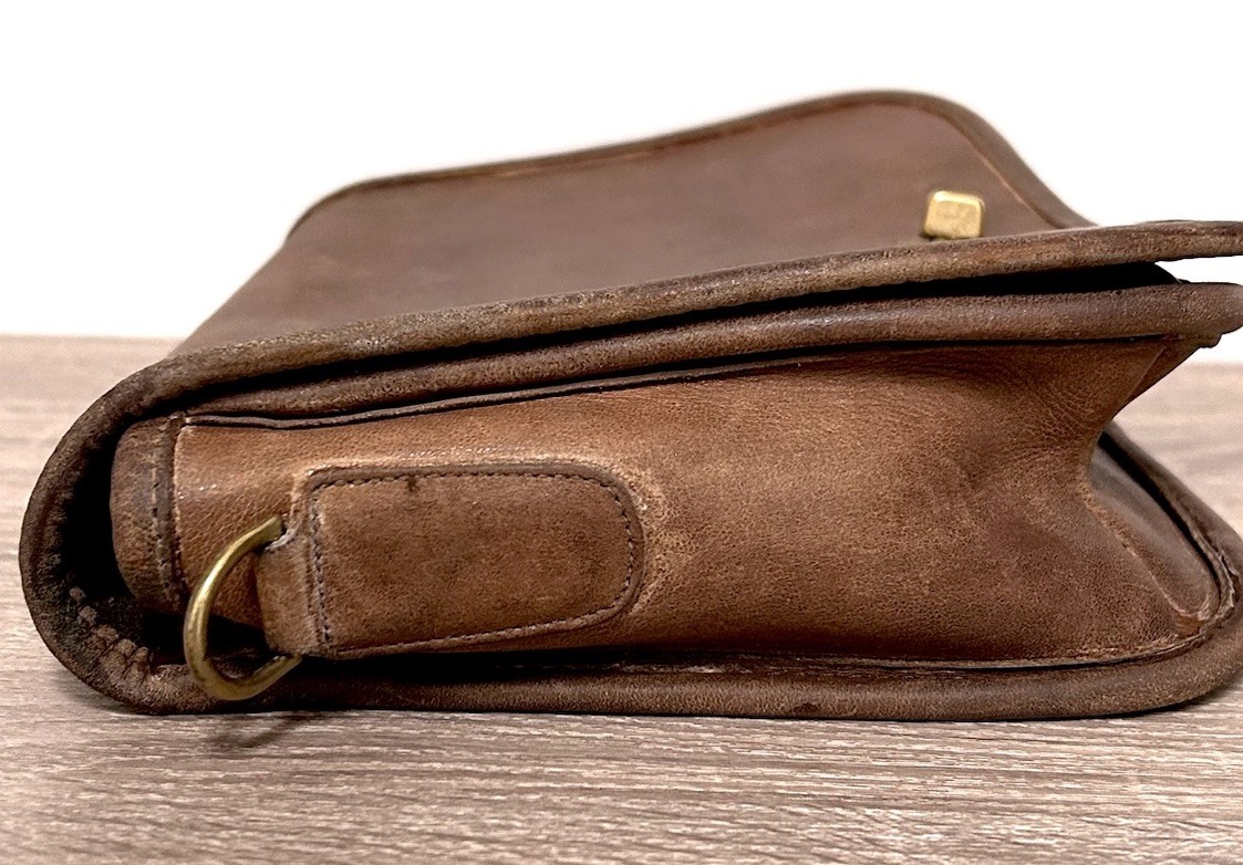 VTG Coach Shoulder Bag Brown British Tan Leather Brass Turnlock *Need TLC As Is*