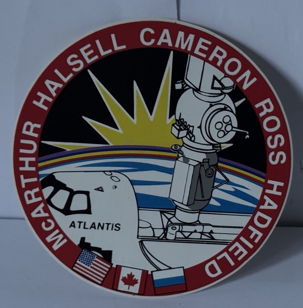 NASA STS-74 Space Shuttle Mission Crew Patch Sticker .
