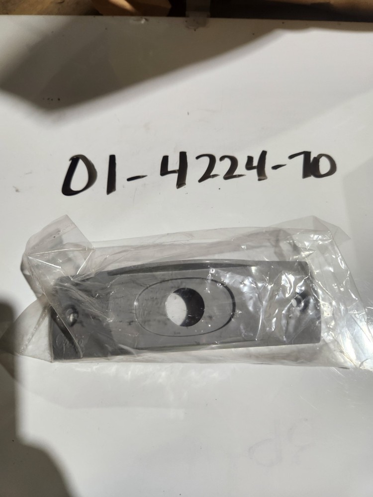 Grote 01-4224-70 Plastic Light Mounting Bracket