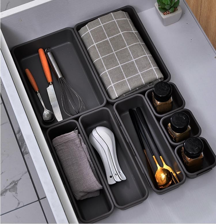8PCS Plastic Interlocking Drawer Organizer 3 Sizes Versatile Desk Drawer
