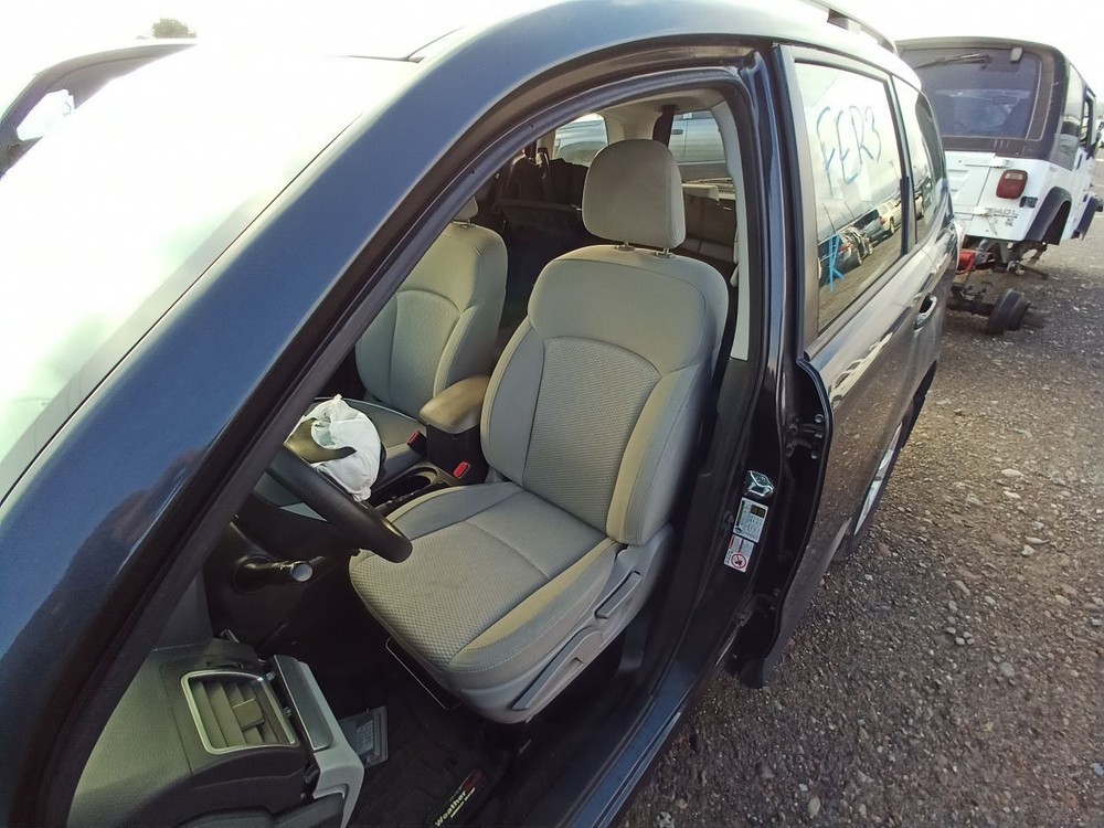 2016 FORESTER Jack and Tools 12524382