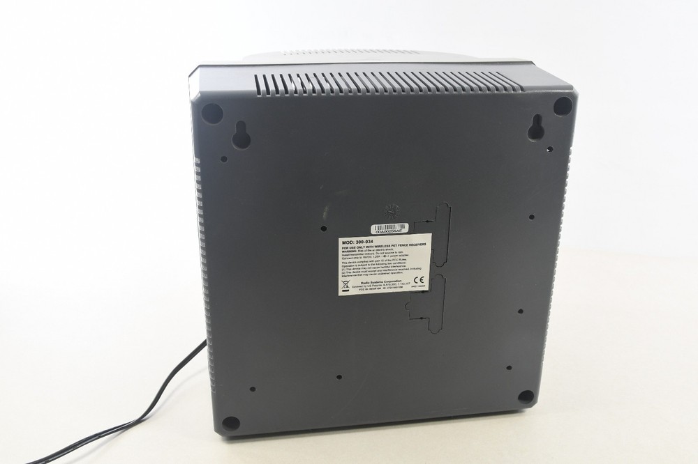 PetSafe Mod 300-034 Wireless Pet Containment System Transmitter Unit ONLY
