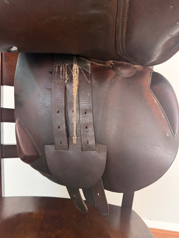 2001 Antares 17.5 close contact saddle