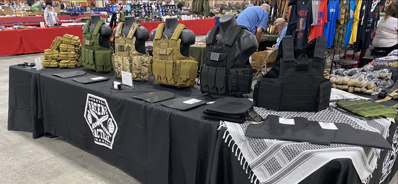 Coyote Tan FDE Tactical Vest Plate carrier w/ 2 Curved 8x10 Plates- Lvl III