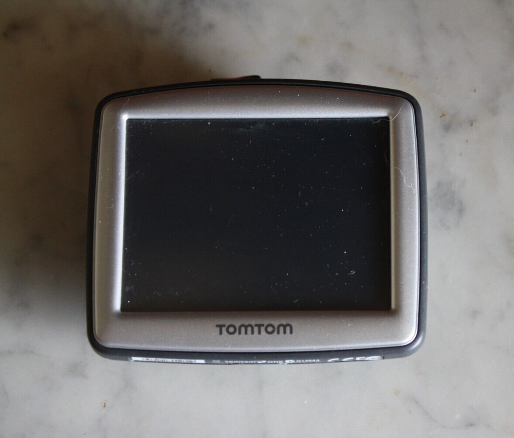 TomTom ONE Model N14644 Portable GPS Vehicle Navigation WORKING