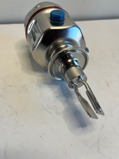 Endress + Hauser FTL50H-RTC2AD4E6A Liquiphant M Level Switch NEW