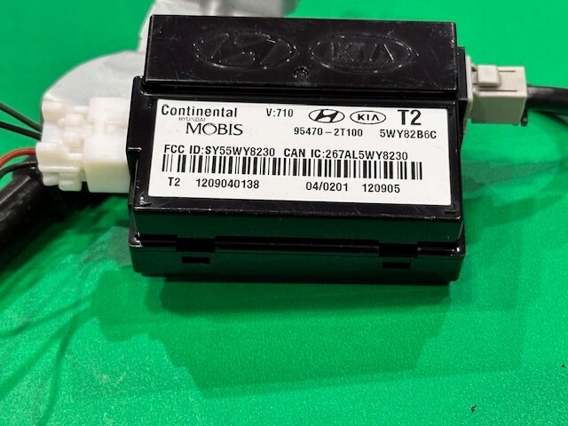 2011-2015 KIA OPTIMA KEYLESS ENTRY ANTENNA RECEIVER MODULE UNIT OEM 95470-2T100