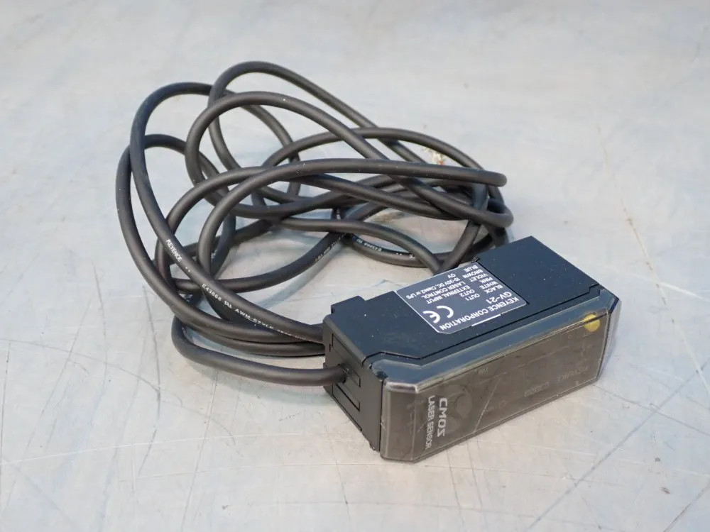 KEYENCE AMPLIFIER UNIT GV-21