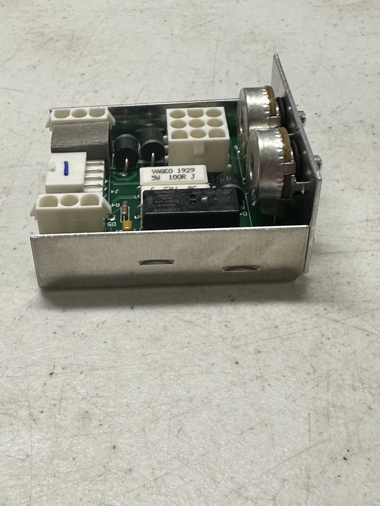 Close Speed Control Module 9 Pin Connector E315835