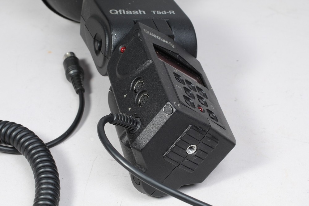 QUANTUM Q FLASH T5D-R WITH BULB CORD & REFLECTOR STAND MOUNT TESTED WORKING