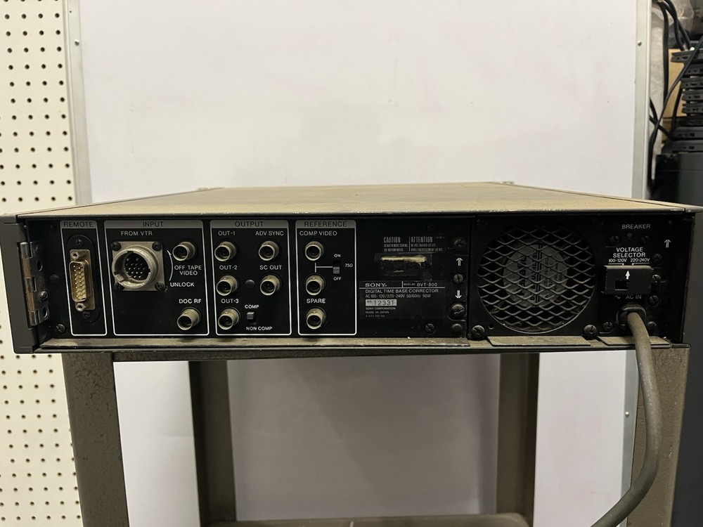 Sony BVT-800 Digital Time Base Corrector TBC Broadcast - Powers On