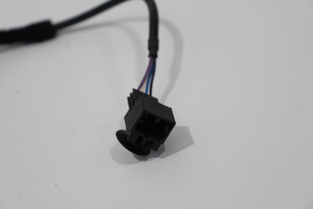 Audi Q5 8R Auxiliary Input 3.5mm Jack Plug 8R0035474B