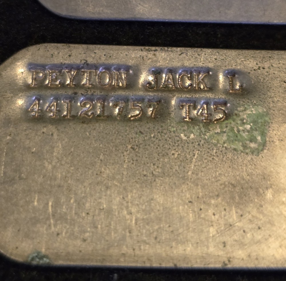 Lot of 4 Different WWII US Military Dog Tags Notched w/ Chains