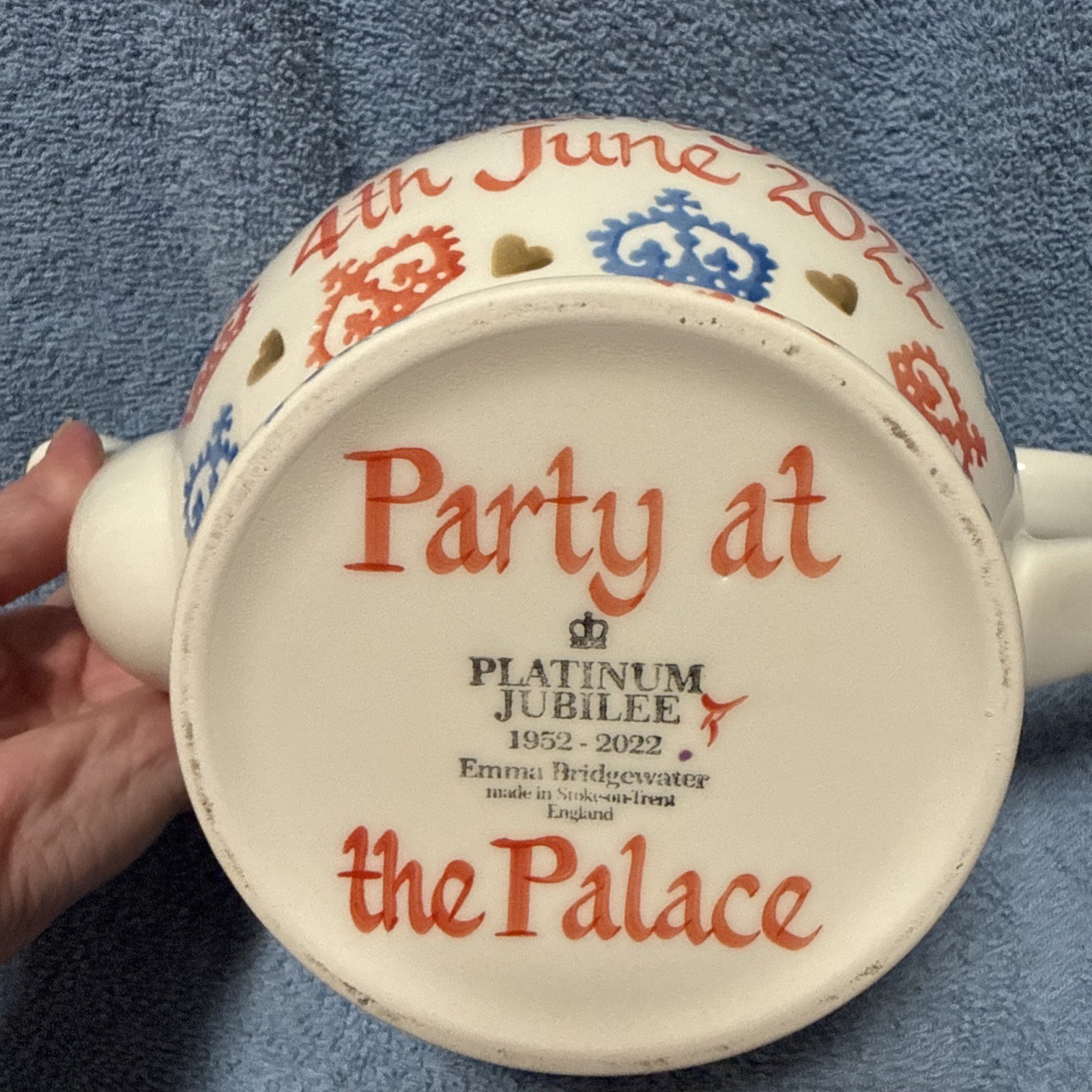 Emma Bridgewater Platinum Jubilee Tea with the Queen June 4 2022 Crown Hearts