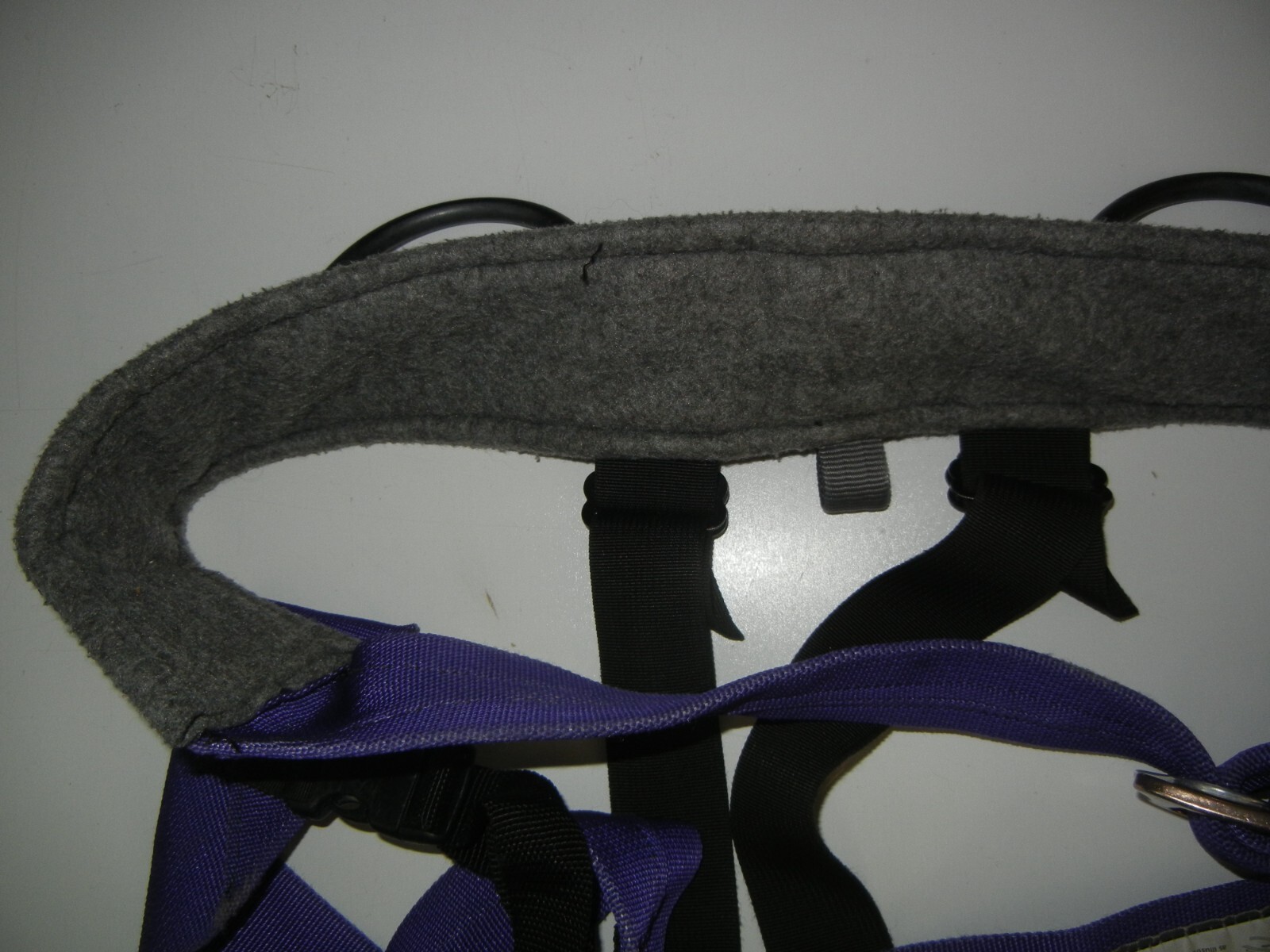 MADE IN USA Purple SIT CLIMBING HARNESS MODEL #24886 Rock Wall Gym Sz MEDIUM