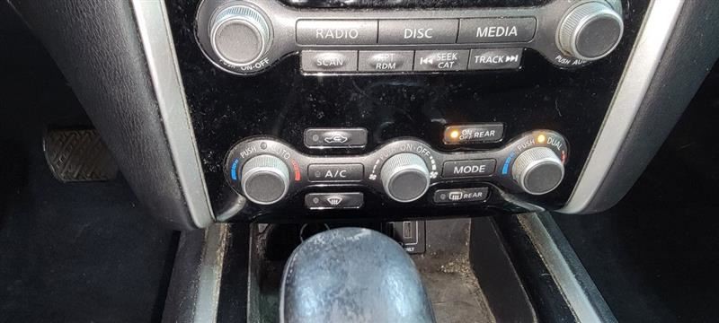 2018 Nissan Pathfinder Cowl Vent Panel