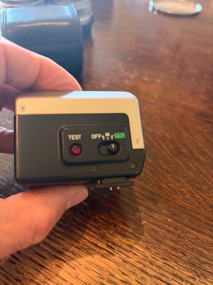 Contax TLA 200 Shoe Mount Flash