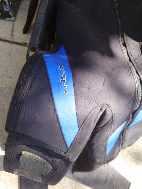 Akona XL Wetsuit