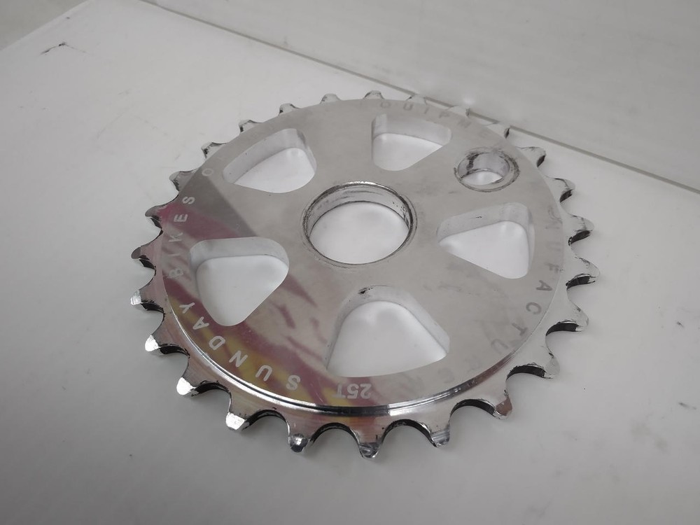 SUNDAY BIKES 25T sprocket