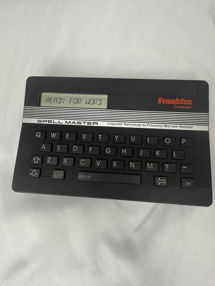 Franklin Computer Spell Master SA-103 Handheld with Case - EXCELLENT CONDITION