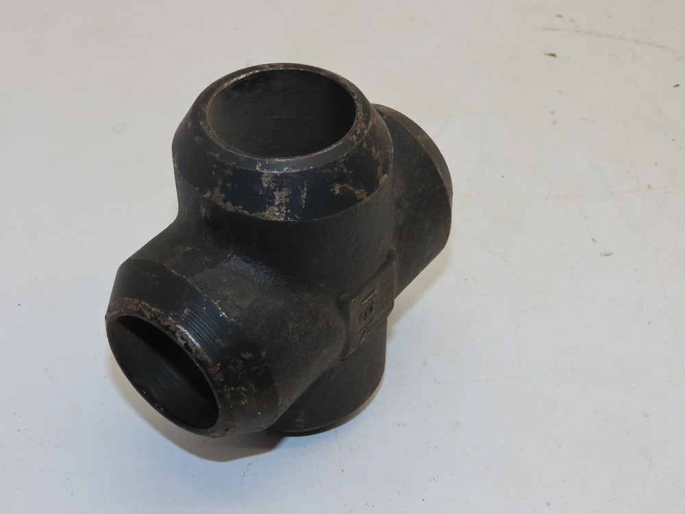 1-1/2 Sch STD A/SA234 WPB Seamless Butt Weld Pipe Cross"