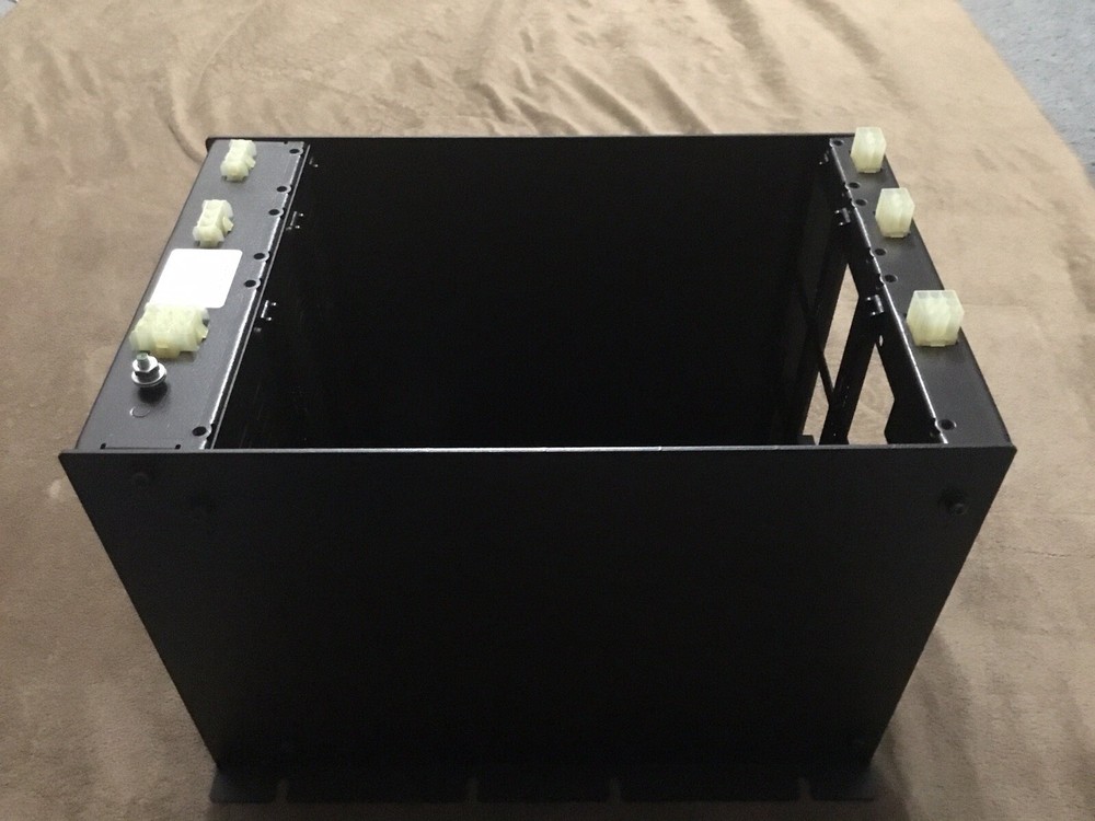 Allen Bradley 1389-M2 Mounting Rack / Chassis Module Ser A