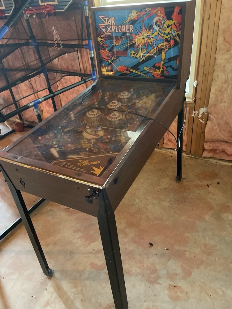 Vintage Star Explorer Pinball Machine