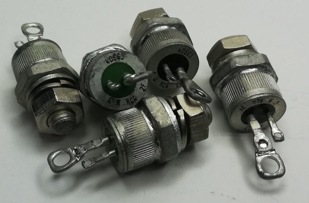 TRIAC, RCA 40663, 400V, 30A,