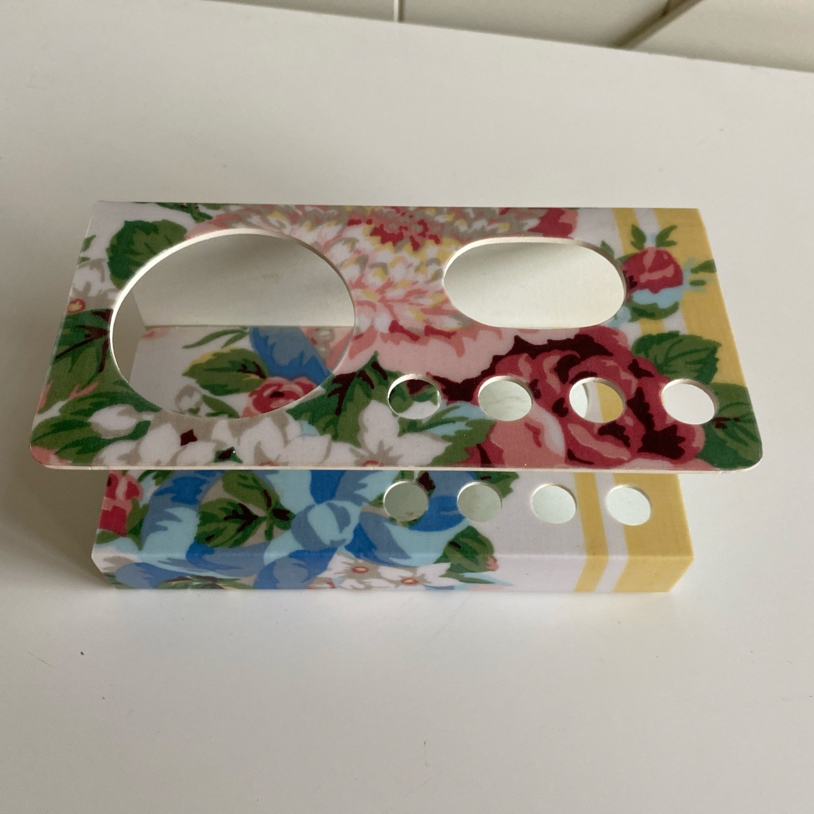 Croscill Princess Madison Bathroom Accessory For Tumbler Toothbrush Toothpaste