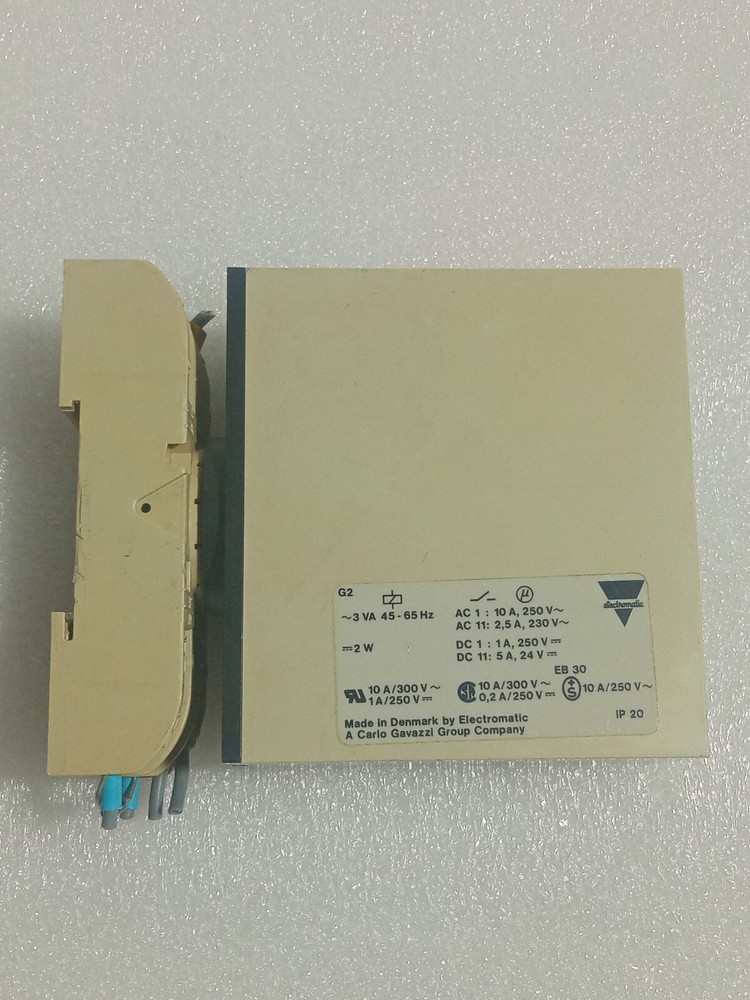 ELECTROMATIC S 110 156 724 COMBI TIMER MADE IN DENMARK 24VDC USED