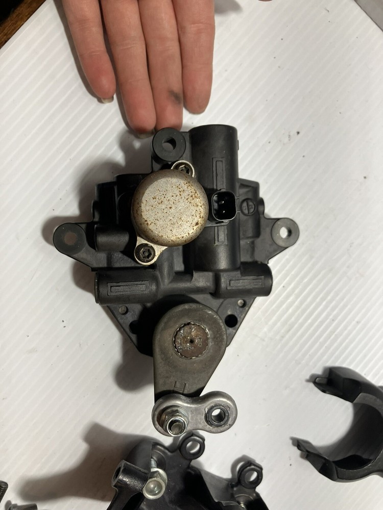2004 Honda Cbr 1000rr Steering Stabilizer (OEM)
